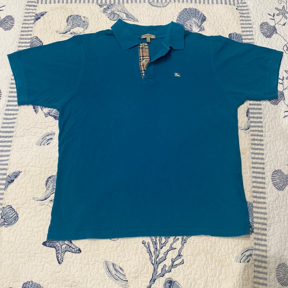 BURBERRY turquoise collared short sleeve shirt. Size L.